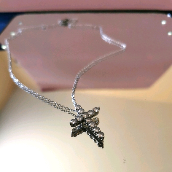 925 Silver Cross Pendant Necklace - Picture 1 of 6